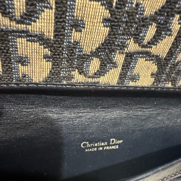 Christian Dior vintage pochette with provided sling - Picture 13 of 15